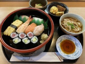 愛武寿司食事写真1