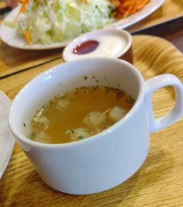 Cafe＆meal YUM YUM食事3