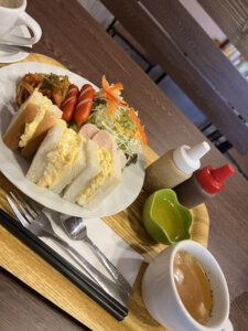 Cafe&meal YUM YUM食事2