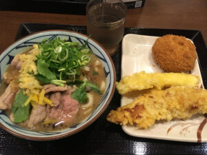 丸亀製麺可児食事1