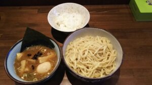 麺屋 もり田食事1